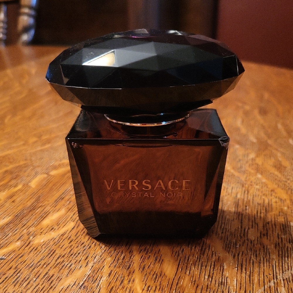 Versace Crystal Noir EAU DE TOILETTE